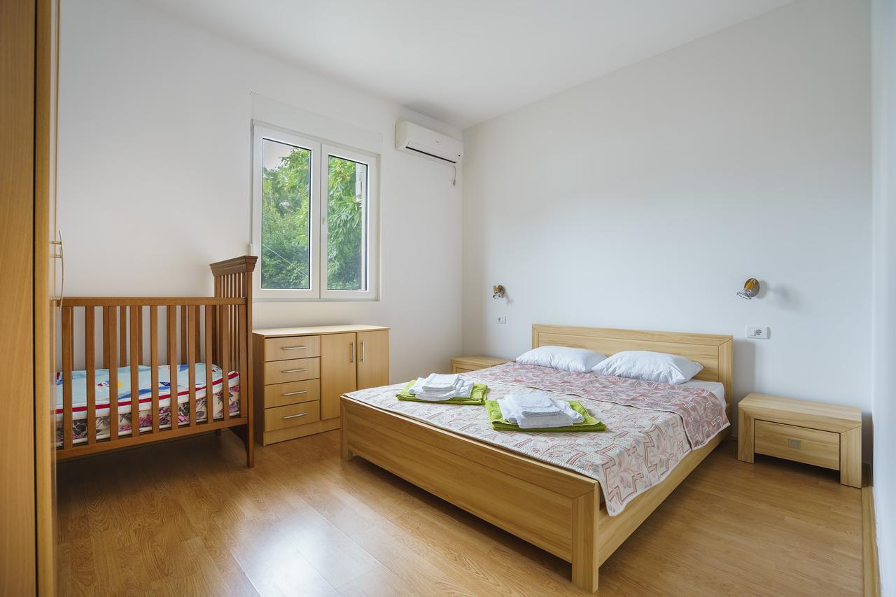 Villa Kosta Morinj Bagian luar foto