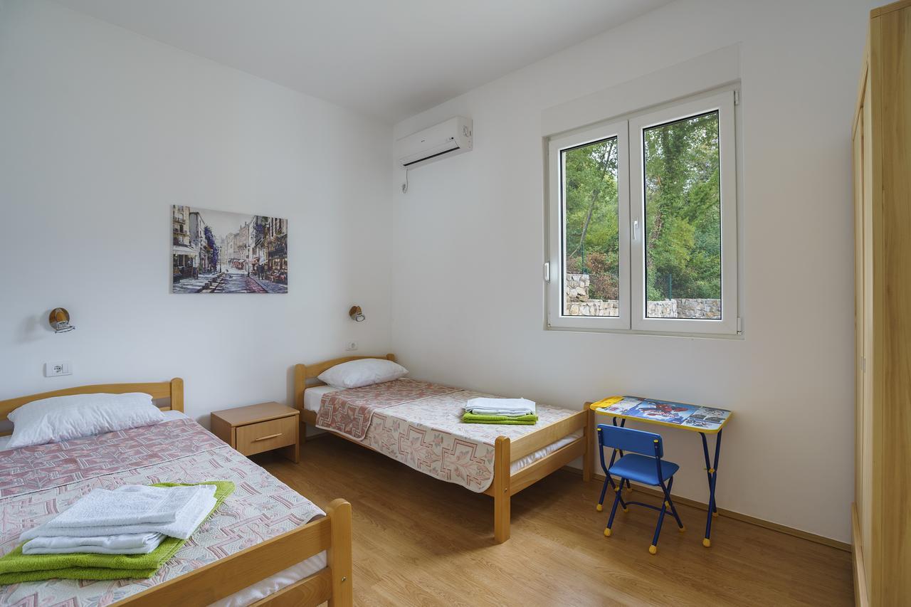 Villa Kosta Morinj Bagian luar foto