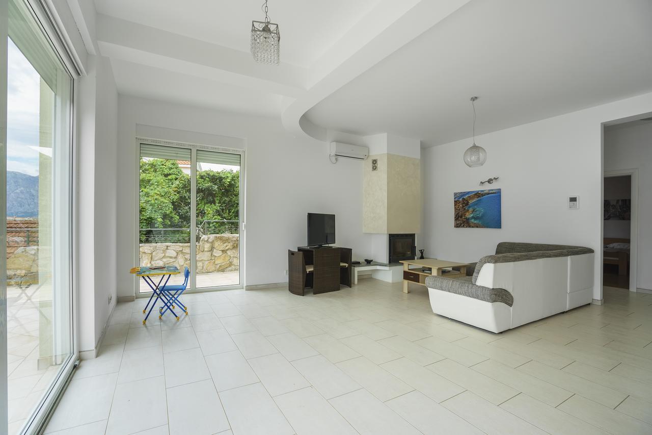 Villa Kosta Morinj Bagian luar foto