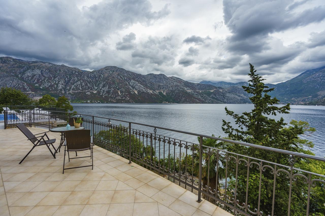 Villa Kosta Morinj Bagian luar foto