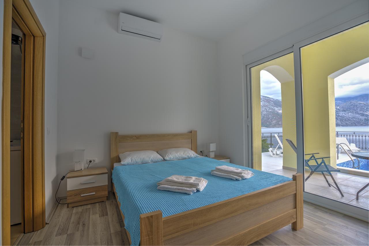 Villa Kosta Morinj Bagian luar foto