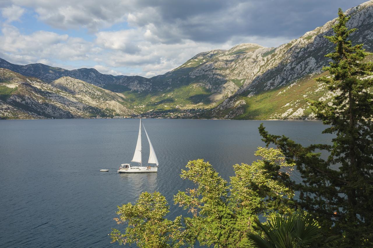 Villa Kosta Morinj Bagian luar foto