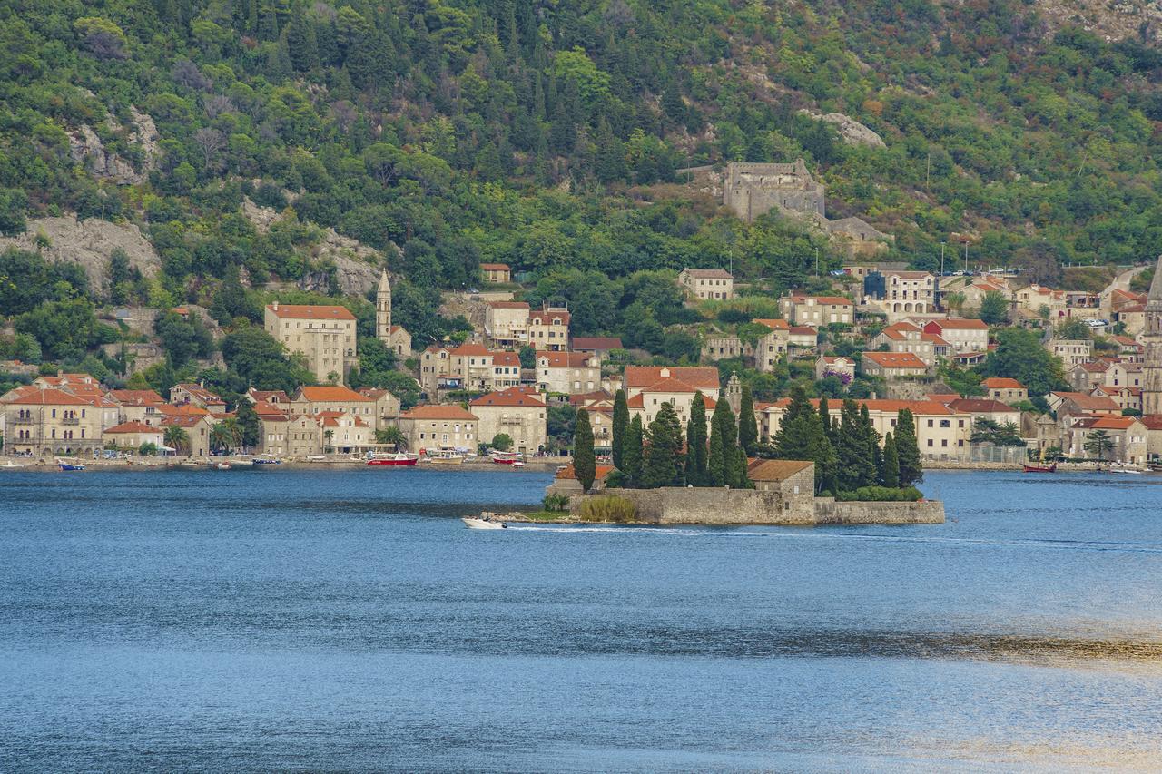 Villa Kosta Morinj Bagian luar foto