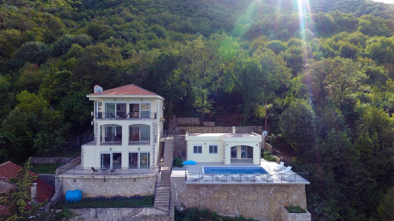 Villa Kosta Morinj Bagian luar foto