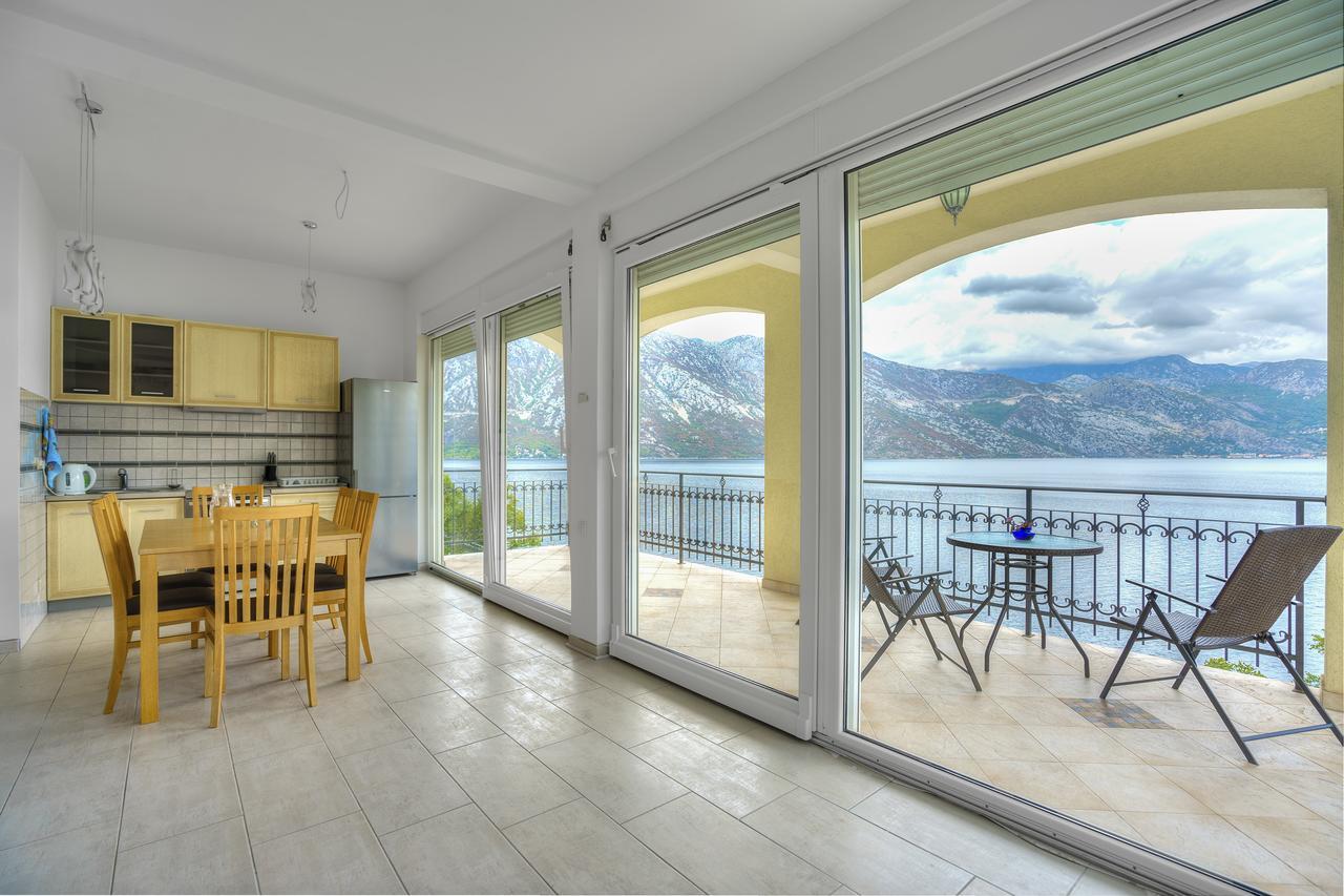 Villa Kosta Morinj Bagian luar foto