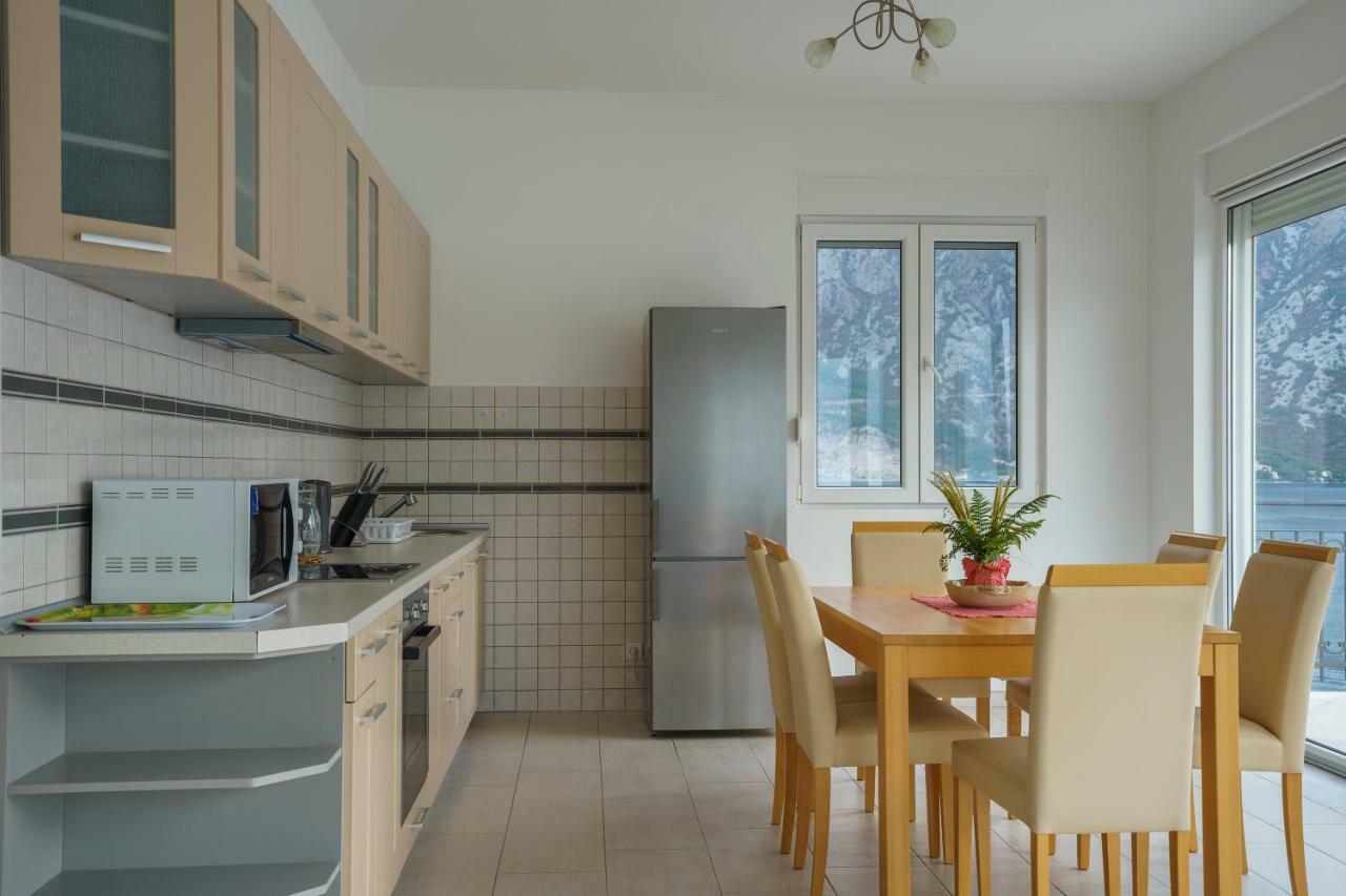 Villa Kosta Morinj Bagian luar foto